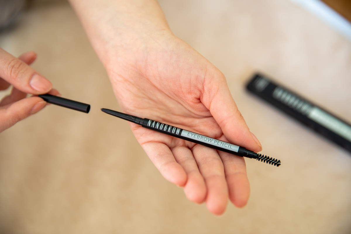 longest wearability eyebrow pencil